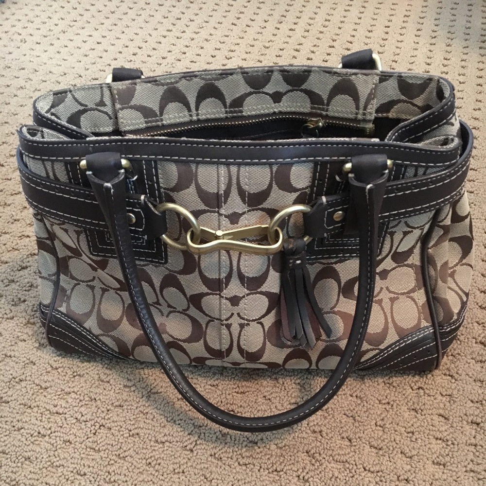 Small shoulder purse